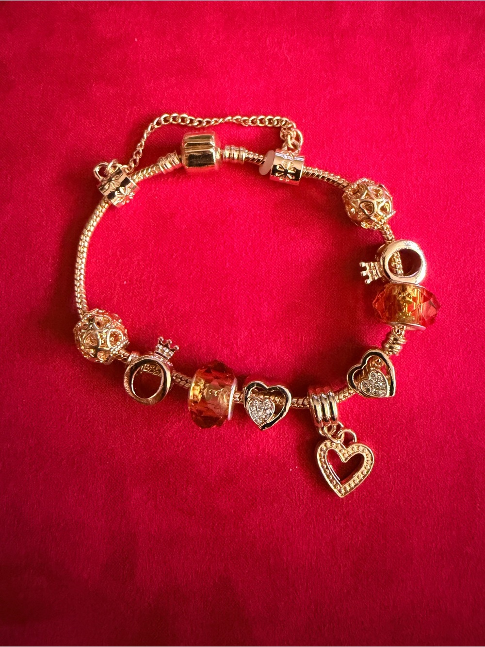 Gold tone Heart Charm Bracelet with Amber Beads